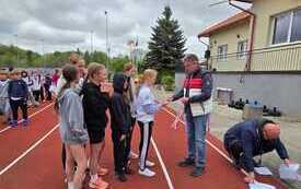 się Powiatowe Igrzyska Dzieci w Czw&oacute;rboju Lekkoatletycznym 07.05.26 5