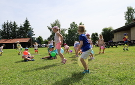 Dzień pełen atrakcji dla grupy &bdquo;Pszcz&oacute;łki&rdquo; w Parku Ekologicznym 24.06.26 10